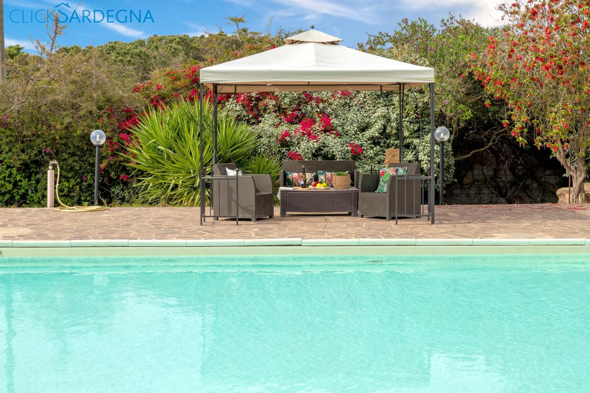 Campanedda Villa Melograno With Exclusive Swimming Pool Surrounded By Greenery מראה חיצוני תמונה